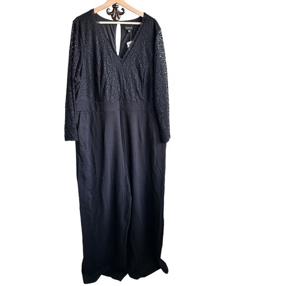 NWT Torrid Black Lace long sleeves Jumpsuit Size 24 US 3X - Picture 1 of 12
